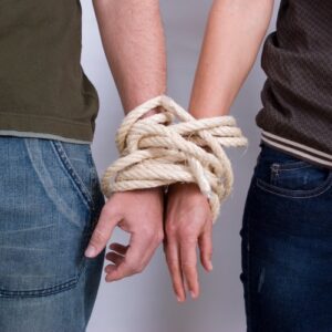 Illustration de l’attachement anxieux et de la dépendance affective dans le couple