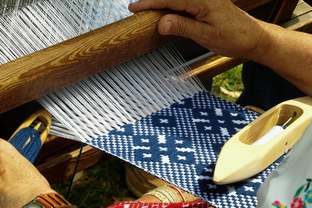 handicraft, weaving, loom, wool, work, weaver, traditional, craftsman, weave, fabrics, rug, piece, colorful, yarn, model, thread, the essence, decoration, hands, looms, product, color, the background, pattern, handicraft, handicraft, weaving, weaving, weaving, weaving, weaving, loom, weaver, weaver, weave, rug