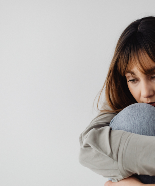 Peur d’être abandonnée femme a peur d'être quittée et de finir sa vie seule